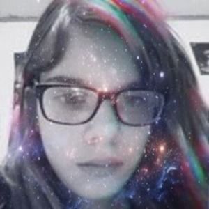 Meet your Posher, Izabella